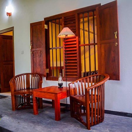Shehani Beach Bungalow Тангале Екстериор снимка