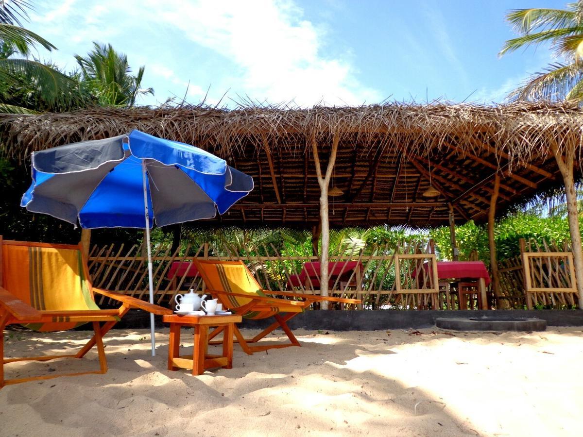 Shehani Beach Bungalow Тангале Екстериор снимка